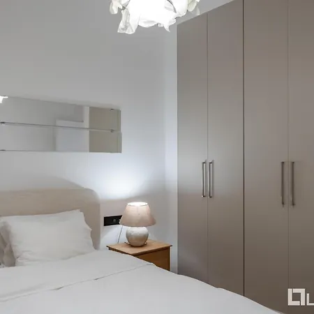 Cratis By Lobbysquare Apartment