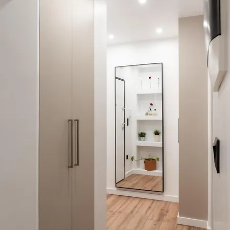 Apartment Cratis By Lobbysquare *